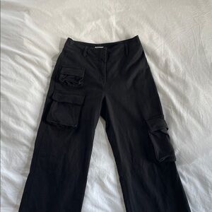 Aritzia Wilfred Free Black Cargo Pants